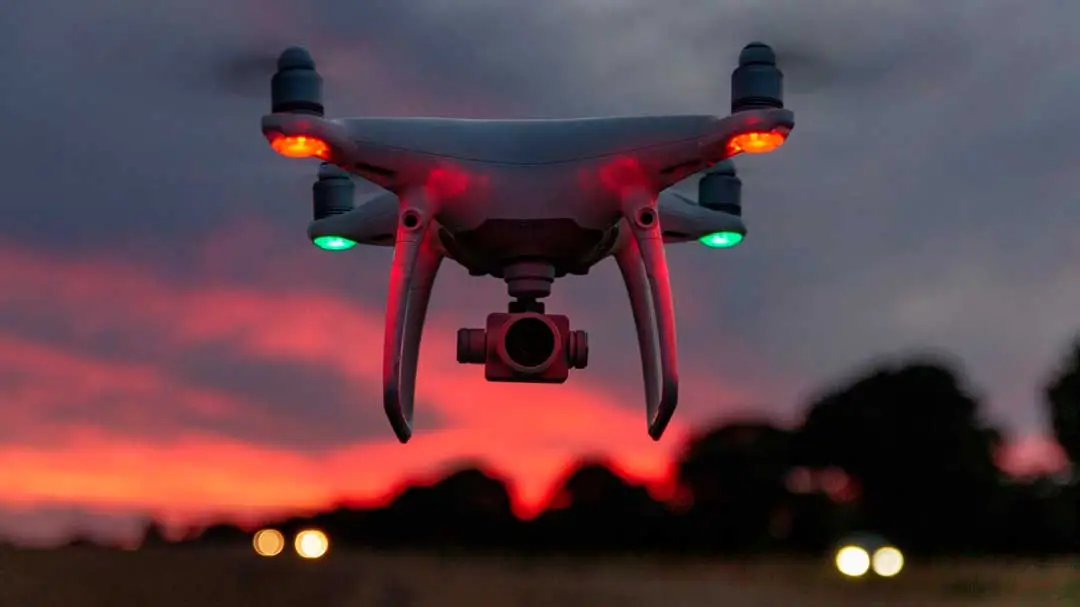 drones para grabación y regulación que tienen
